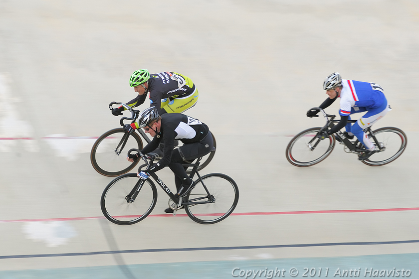 _DSC8875.jpg - Ratapyöräilykilpailut Helsingin Velodromilla