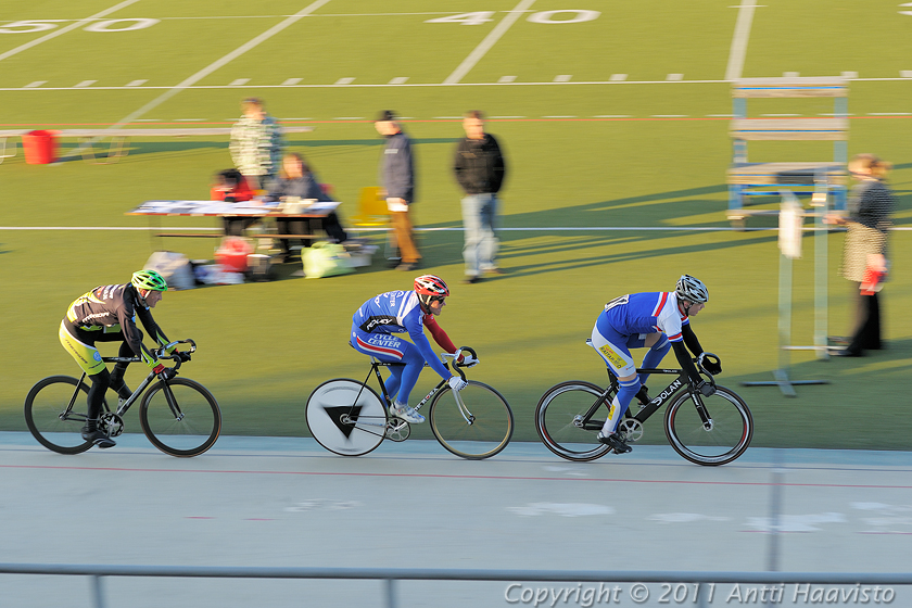 _DSC9020.jpg - Ratapyöräilykilpailut Helsingin Velodromilla