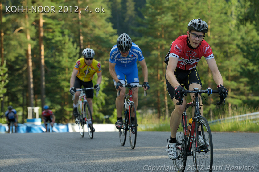 _DSC0613.jpg - Lauri Siukola, HyPy, Henri Vähä-Ypyä, Tampereen Triathlon Klubi ja Ismo Perttula, PKK